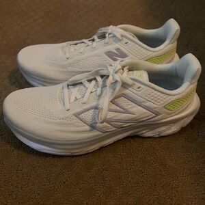 NewBalance 1080v13 Womens 9.5